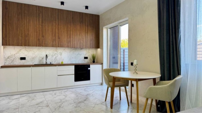 Таунхаус з власною ділянкою з ремонтом- альтернатива квартирі. - фото 1