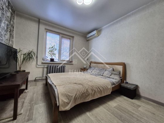 Продаж 2к квартири, середній поверх. (еВідновлення) Кривий Ріг