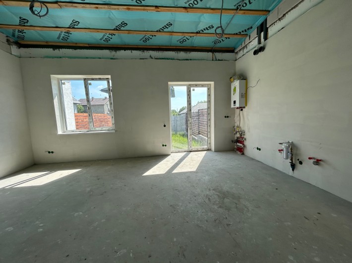 Власник. Весняна,12.Газ - фото 1