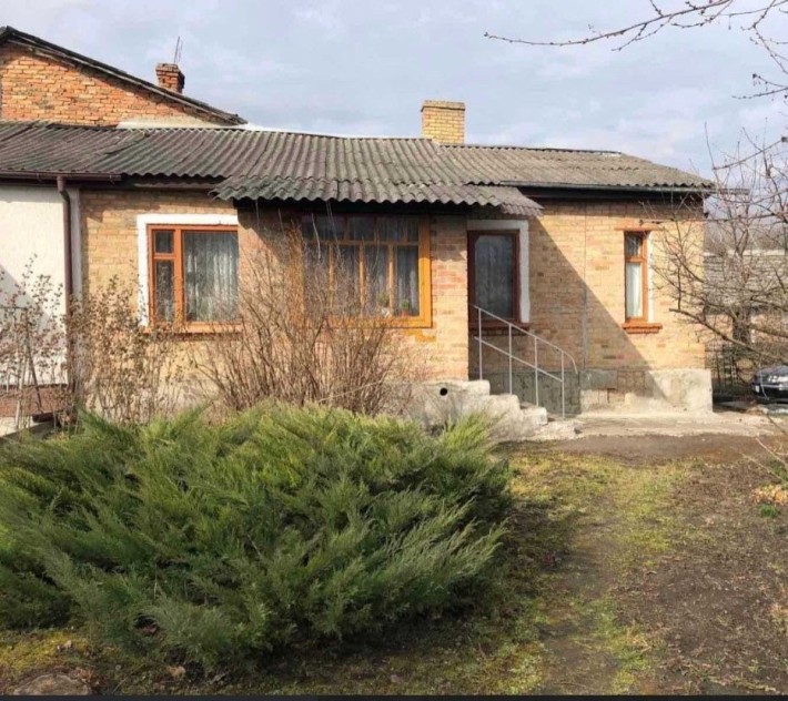 Продаж частини будинку в м. Здолбунів - фото 1