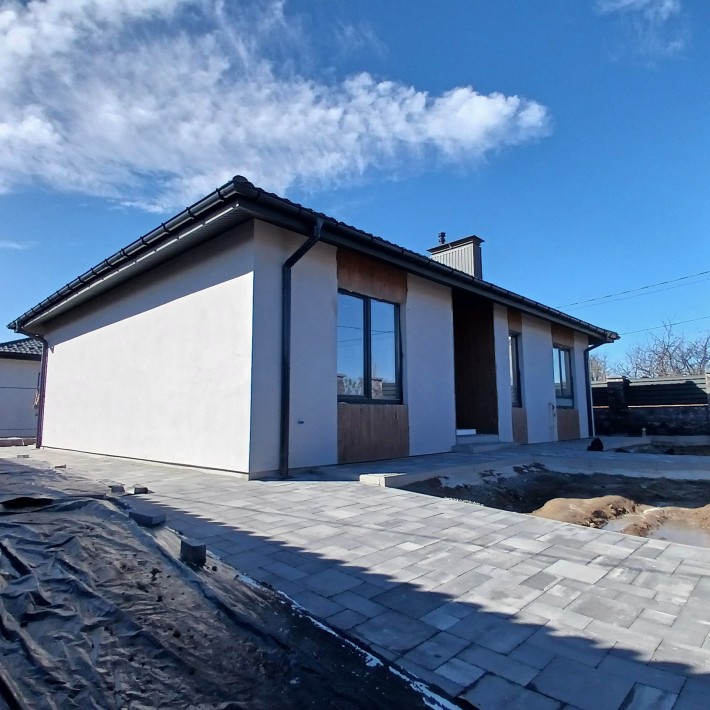 Дом по выгодной цене, с ГАЗовым отоплением и центр коммуникациями - фото 1