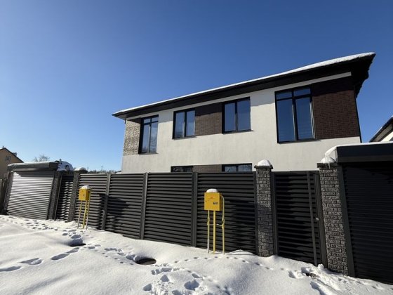 Продаж дуплексів  біля озера Гостомель