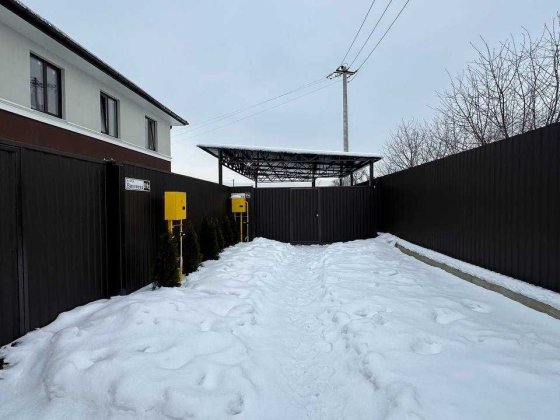Просторий двір + газ: дуплекс 85 м² для комфортного життя Гостомель