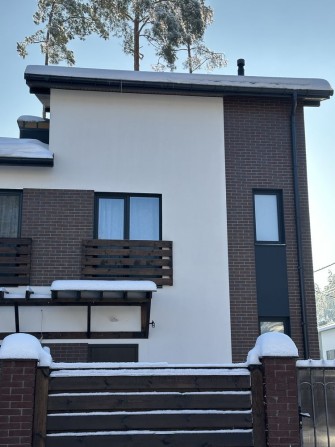 Таунхаус 110 кв + тераса. комунікації ВСІ центральні. - фото 1