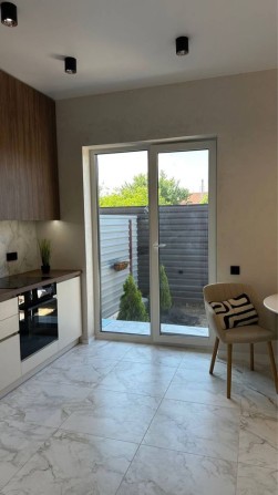 Одноповерховий таунхаус з ремонтом в Гостомелі - фото 1