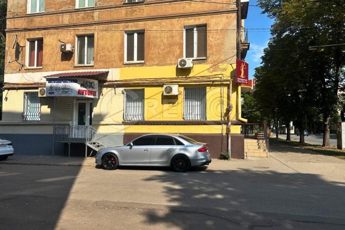 Оренда приміщення, вул. П. Калнишевського (Харитонова) - фото 1