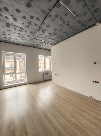 Продаж бокового тауну З РЕМОНТОМ в парку Щасливий-виізд на Київ.Тераса - фото 1