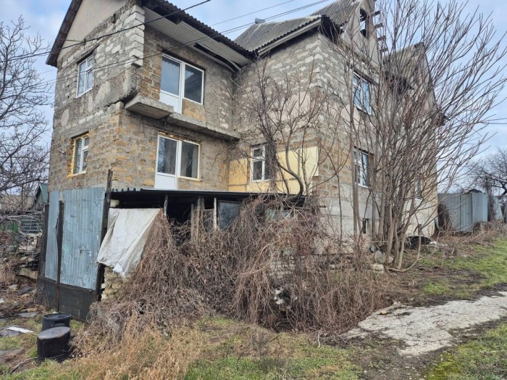 Продам дом в пригороде Черноморска - фото 1