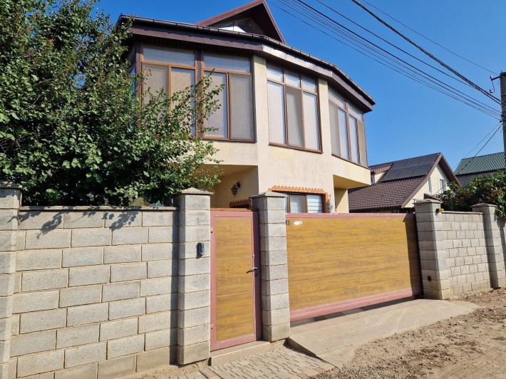 Продам два дома в Черноморске - фото 1