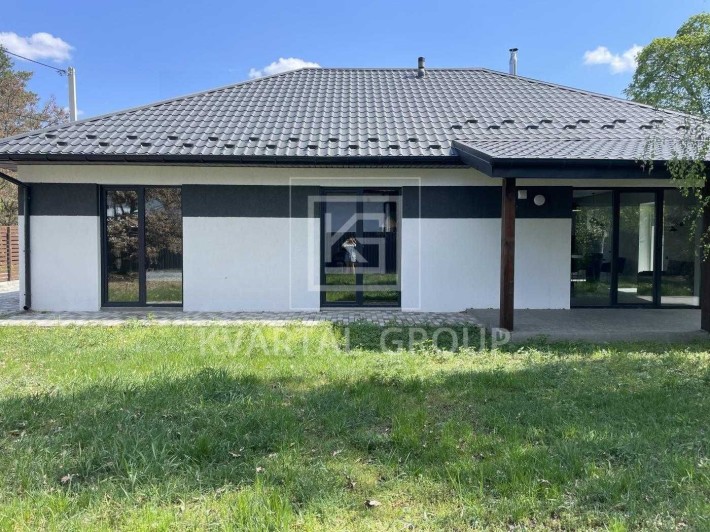 Продам НОВИЙ будинок з РЕМОНТОМ в предмісті Києва! - фото 1