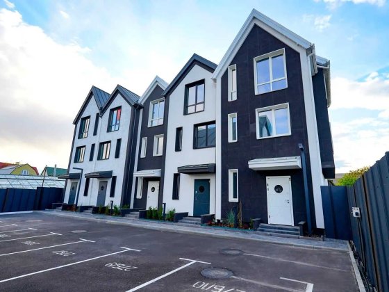 Продаж таунхаусу в ЖК "NEW SMART 15"  Гостомель, Бучанський р-н Гостомель