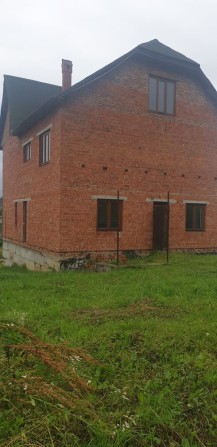 Продам будинок у р-н Підгірки,можливий обмін на квартиру або машину кв - фото 1