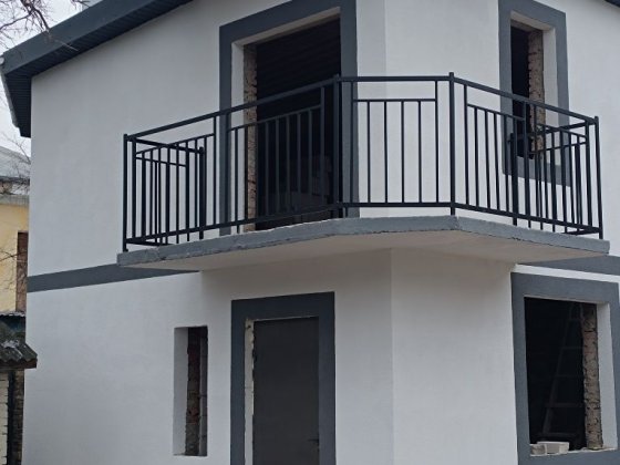 Продається компактний будиночок поруч з парком Кам'янець-Подільський