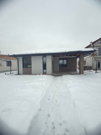 Одноповерховий будинок під чистову біля озера. Гостомель - фото 1