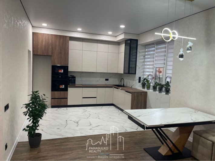 Продам новий будинок з сучасним ремонтом - фото 1