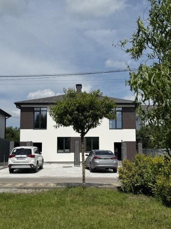 Будинок дуплекс біля озера за 15 хв від Києва. Шикарний вид на озеро! - фото 1