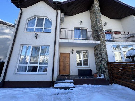 Таунхаус з ремонтом в Гостомелі з газом Гостомель