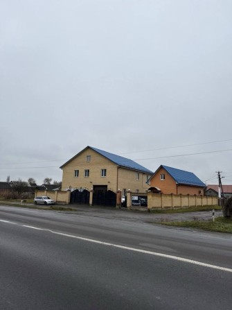 Продам будинок з комерційним приміщенням - фото 1