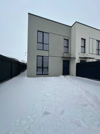 Кутовий таунхаус у Гостомелі | Газ | Тепла підлога | 2 паркомісця - фото 1