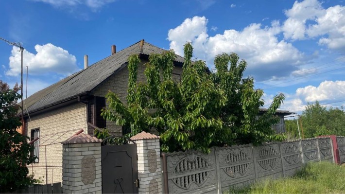 Продам 1/2 часть дома - фото 1