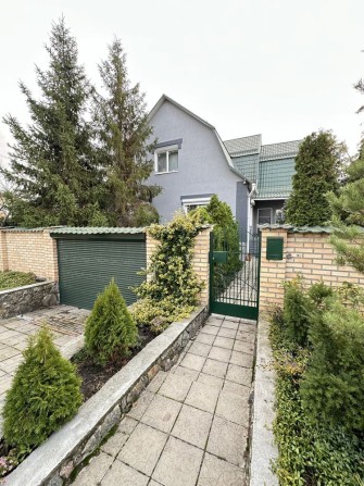 Гарний світлий будинок в Гостомелі 298 м2 - фото 1