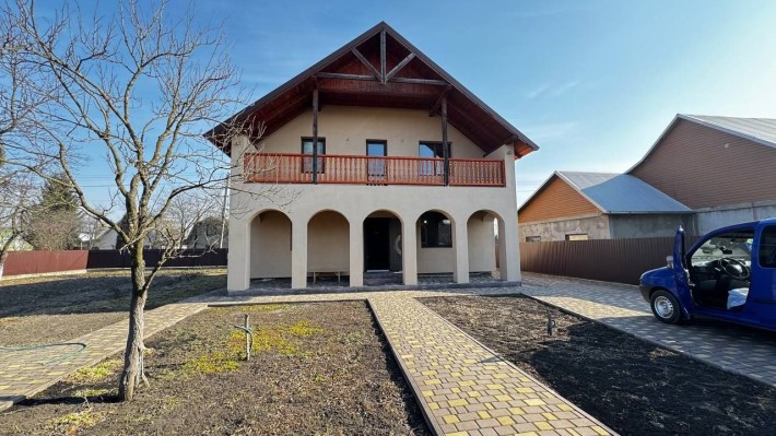 Будинок з земельною ділянкою! - фото 1