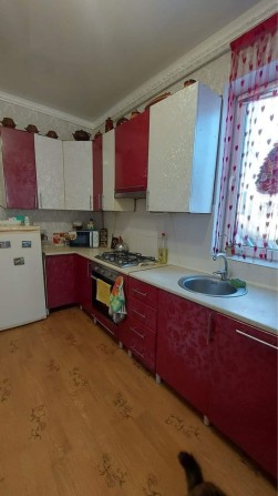 Продам 1/2 частину будинку з гаражем - фото 1