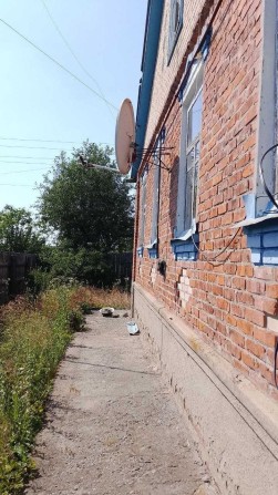 Продам кирпичный дом 96 метров в г. Люботин  SM - фото 1