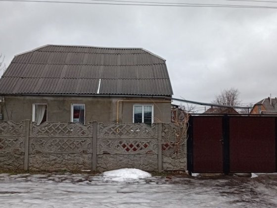 Продается дом с удобствами Люботин