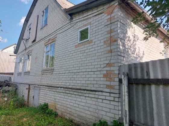 Hg4 Продам будинок в мальовничому районі Люботина з виходом до річки Люботин