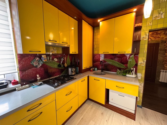 Продам дом 142м2 Мерефа (Високий, Бабаї) 20 соток гараж баня - фото 1