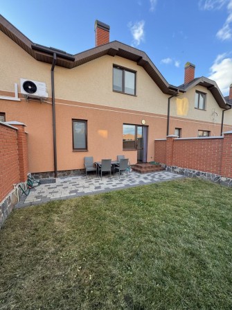 Продаж будинка (Таунхаус), Росвигово /Набережна - фото 1