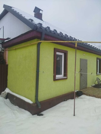 Продам півбудинку 63.7 кв. м, зем. ділянка 12 соток, затишний центр - фото 1