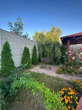 Продаж будинку в Обухові, земля 10 соток - фото 1