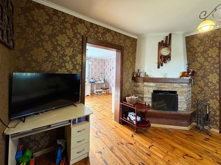 Продам добротний будинок з ділянкою! Сарнеський район!! - фото 1