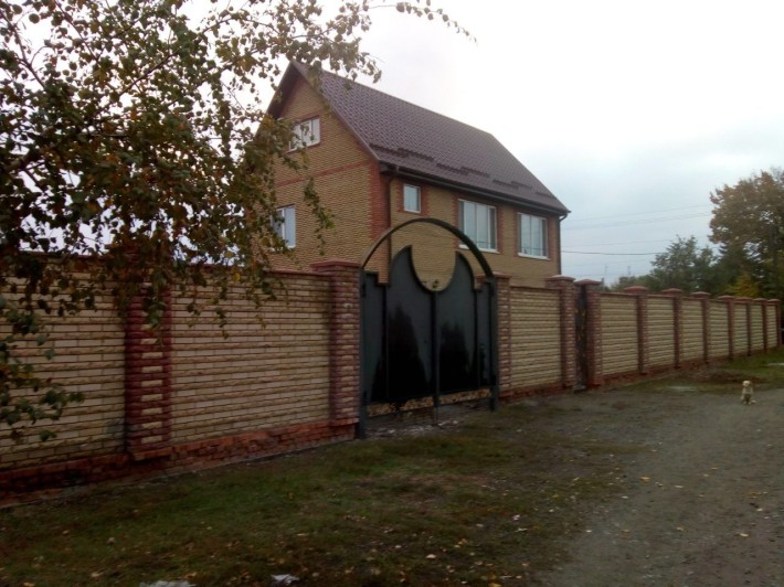 Продам дом в городе - фото 1