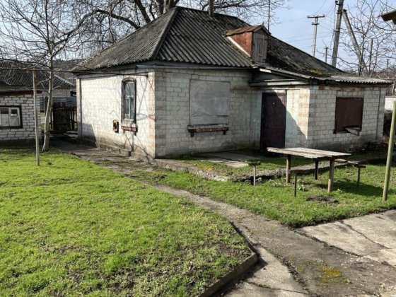 Продаж будинку , можливо під сертифікат !