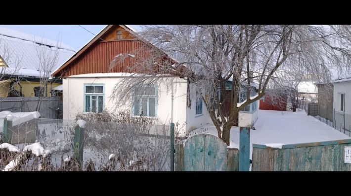 Нерухомість Будинок та земельна ділянка - фото 1