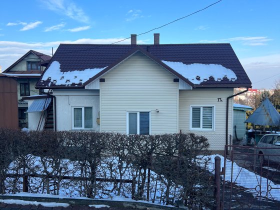 Продаж 1/2 будинку біля санаторію «Карпати» | Курортна зона Трускавец