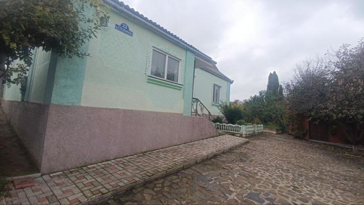 Продам хату в м.Хмільник - фото 1