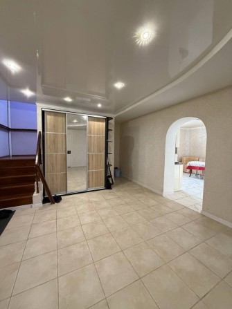 ВИПЛАТИТАК. Затишний будинок для великої родини, Гречани 42147 - фото 1