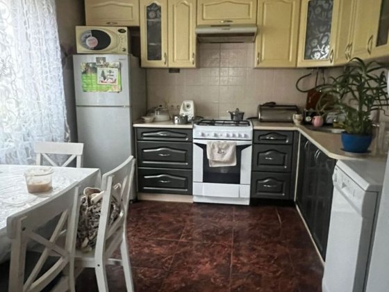 Затишний комфортний будинок Гречани.Всі комунікації в будинку 42012 Хмельницький