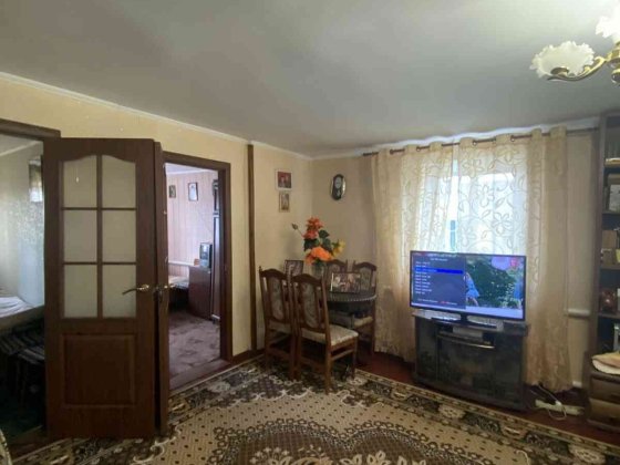 Торг! Будинок з гарним краєвидом струмка. Усе залишається! 31052 Хмельницький