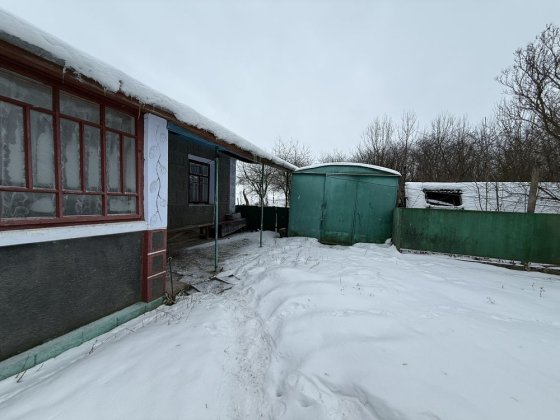 Продається затишний будинок у мальовничій локації Хмельницкий