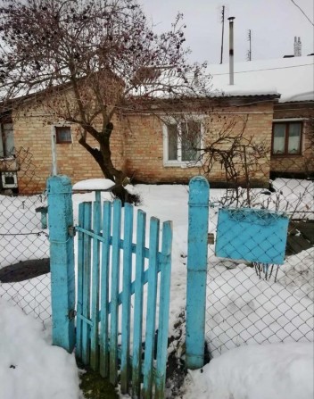 Продаж цегляного будинку зі всіма комунікаціями ! - фото 1