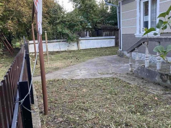 Продається будинок Хотин