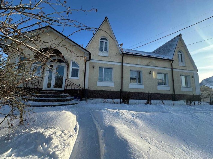 Продаж будинку.Чудове розташування.Ремонт, частково залишаються меблі. - фото 1