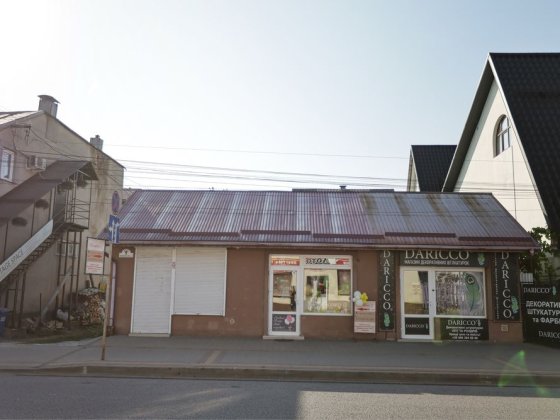 Продам будинок та діючий бізнес в центрі міста Хуст Хуст