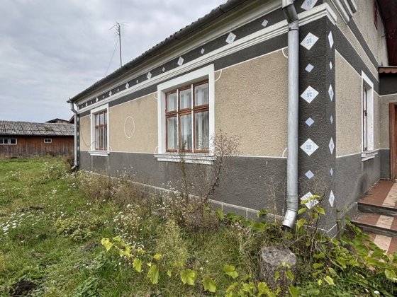 Продається цегляний будинок Шептицький