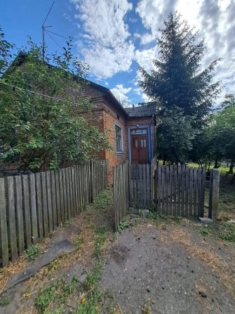 Хороша пропозиція!  Будинок поруч з містом Шептицький! - фото 1